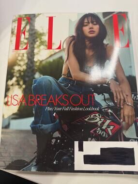 ELLE Magazine September 2024 Lisa Breaks Out BlackPink Fall Fashion Lookbook